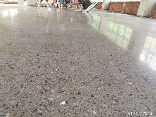 混凝土密封固化剂在砌块应用中的专业解析 作用、选择与施工要点